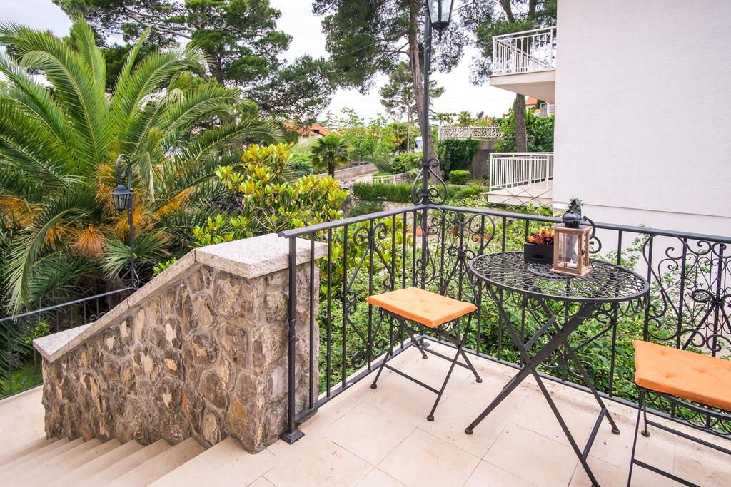 Guesthouse Villa Maria Malinska Exterior photo